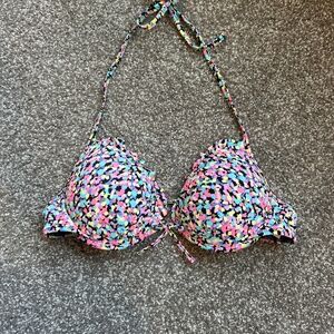 Victoria’s Secret bikini top size 34B